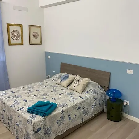 Blue -relax And * مارينا دي كارّارا